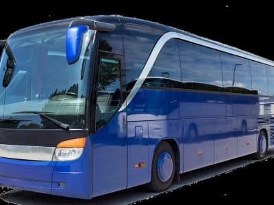 Pourquoi prendre un car avec chauffeur à Paris pour vos voyages en famille ?